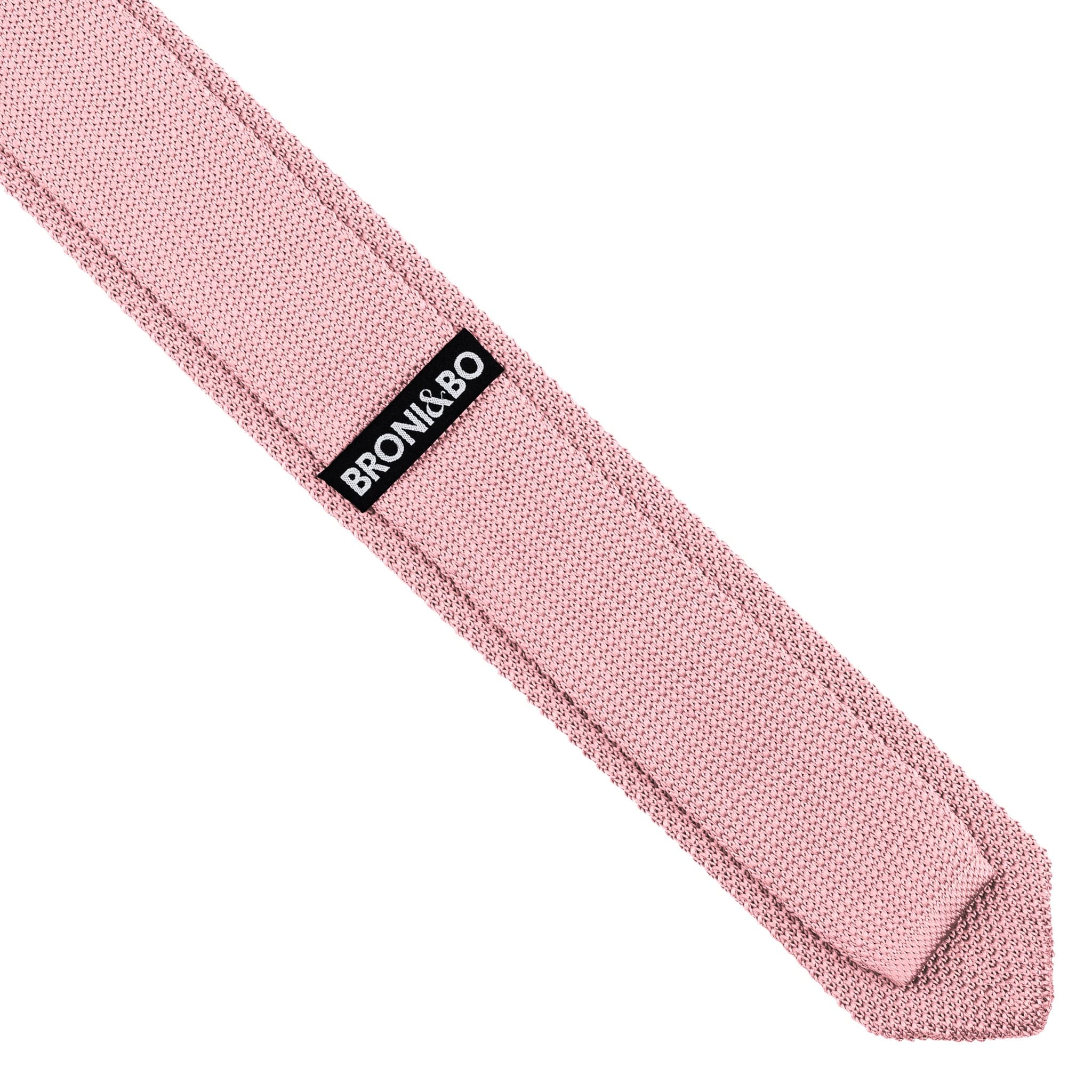 Dusty pink knitted tie and pocket square set - Image 12