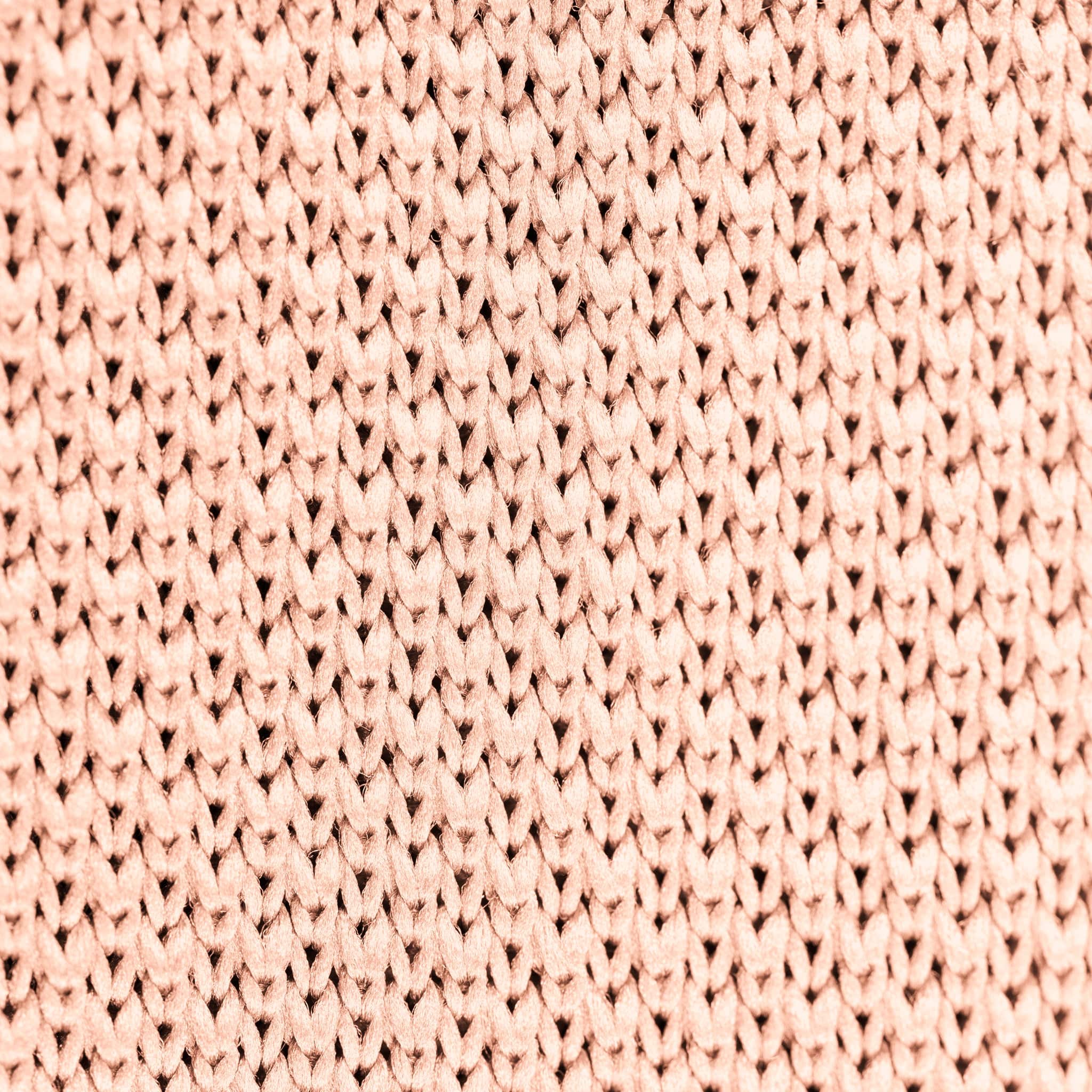 Rose quartz knitted tie and pocket square set - Image 13